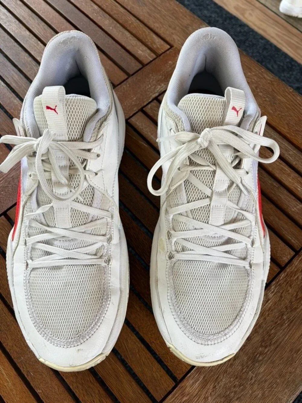 PUMA Men’s Basketball Shoes White Red Low Top 195560-01 Size 13
